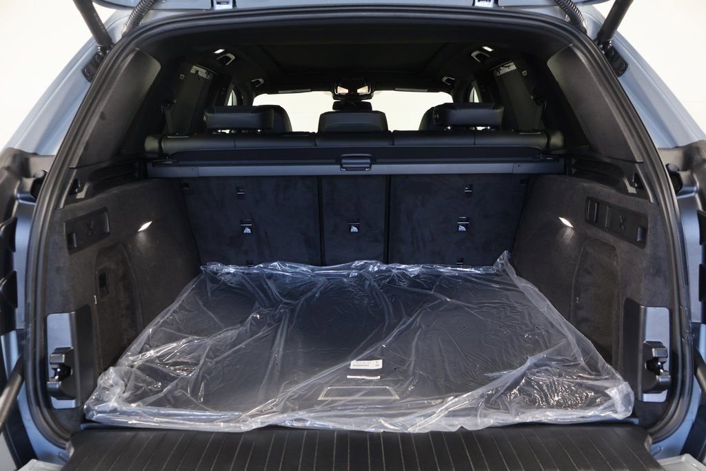 New 2026 BMW X5 xDrive40i w/ M Sport Package image 8