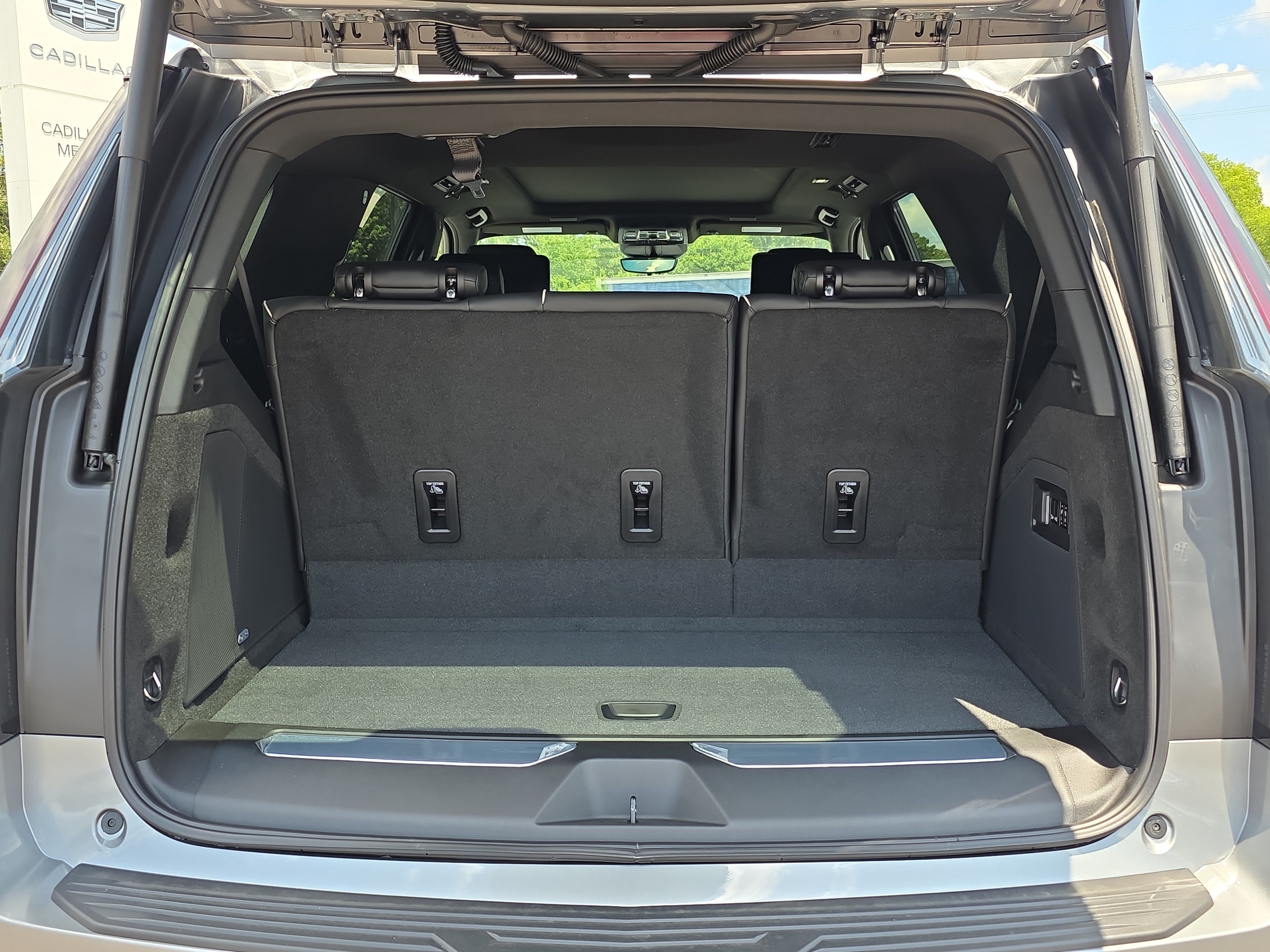 New 2026 Cadillac Escalade Sport w/ Touring Package AWD/4WD image 4