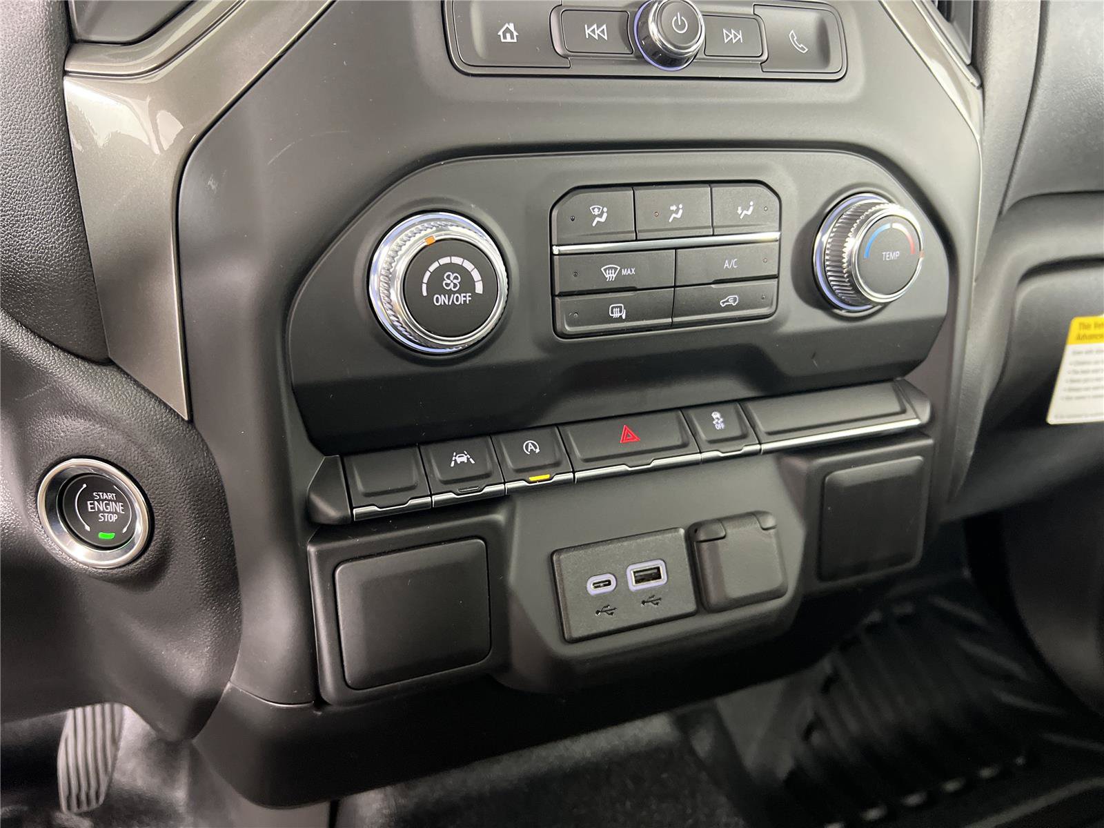 New 2026 GMC Sierra 1500 Pro AWD/4WD image 19