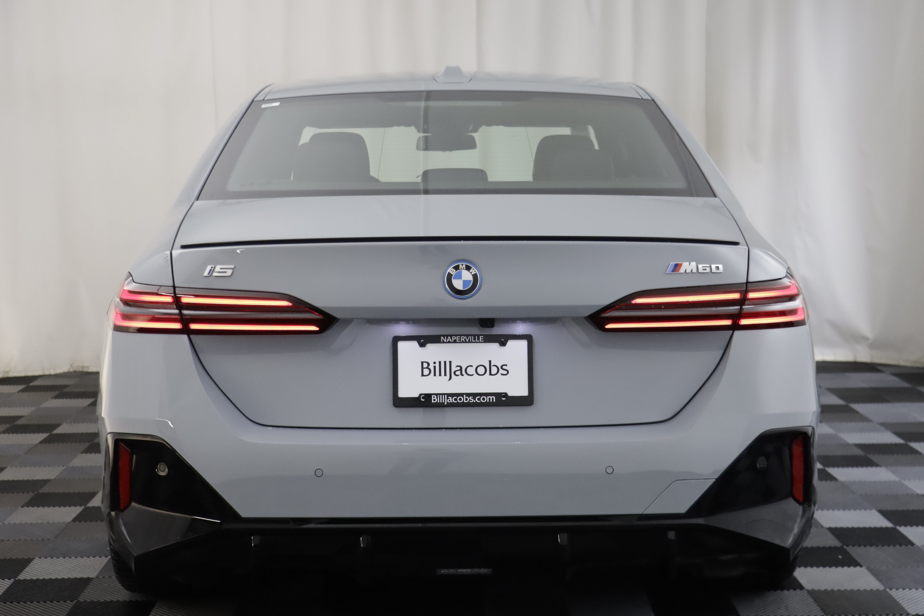 New 2027 BMW i5 M60 AWD/4WD image 17