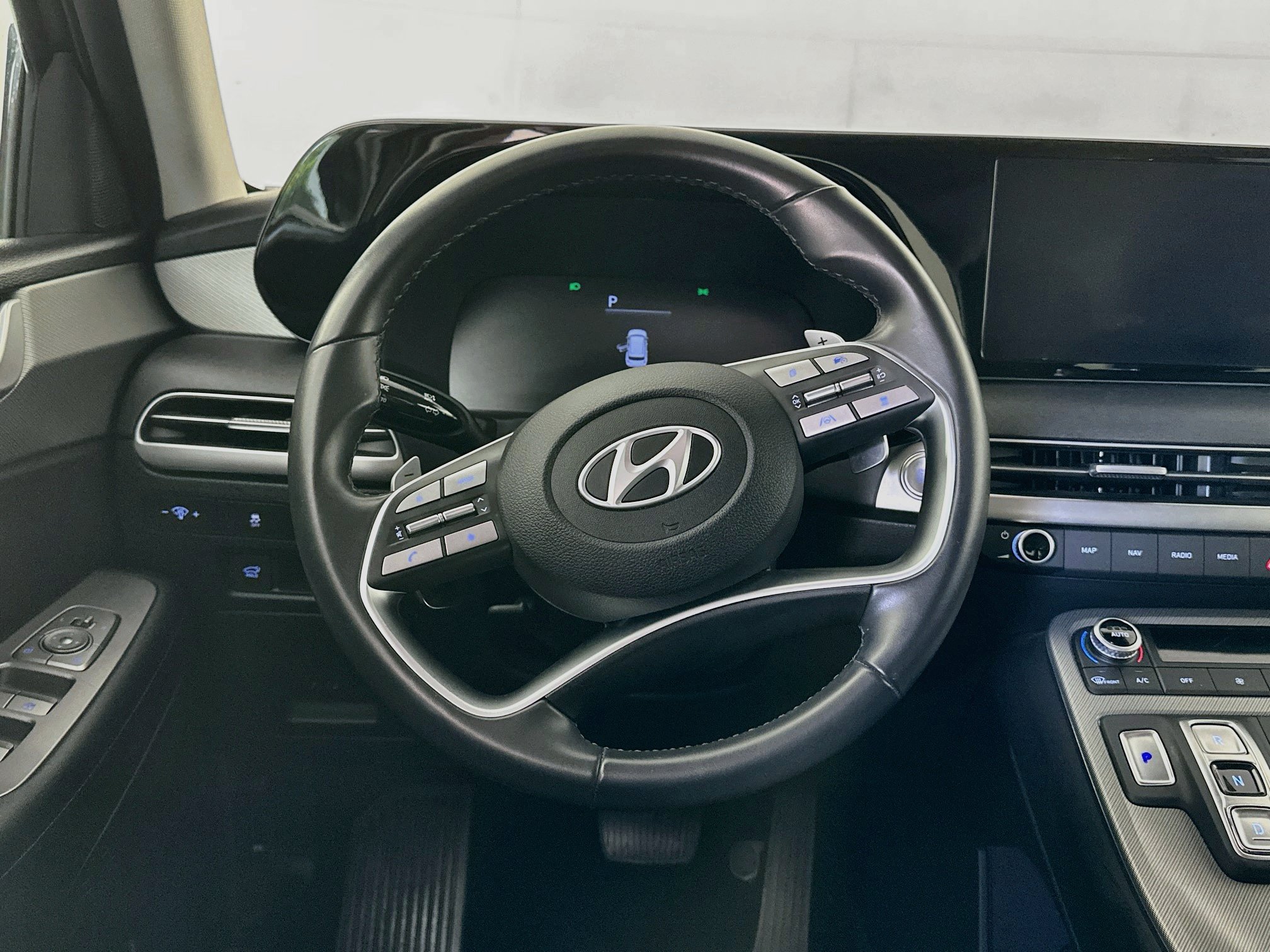 Used 2025 Hyundai Palisade SEL FWD image 18