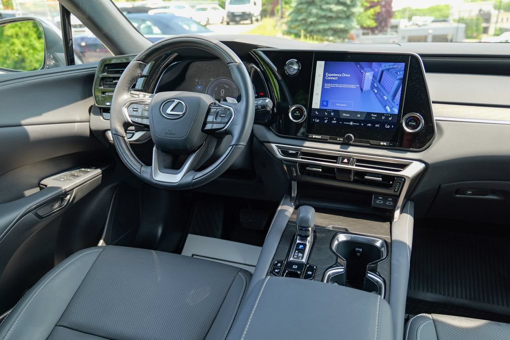 Used 2024 Lexus RX 350h w/ Accessory Package (Z1) AWD/4WD image 41
