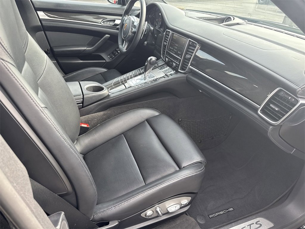 Used 2016 Porsche Panamera GTS image 14