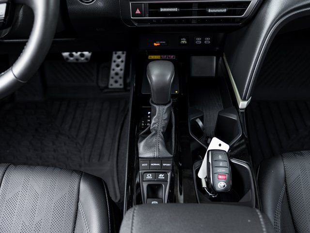 Used 2025 Toyota Camry XSE image 22