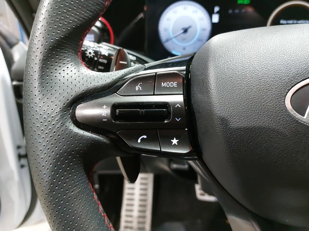 Certified 2024 Hyundai Elantra N Line image 18