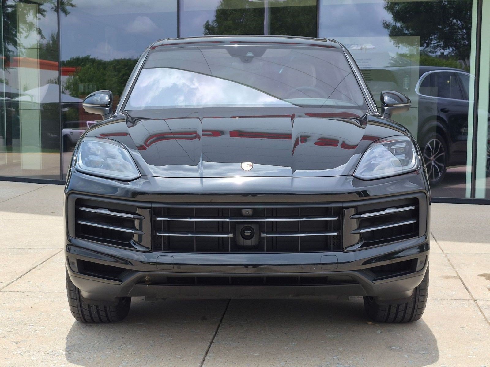 Certified 2026 Porsche Cayenne AWD/4WD image 6