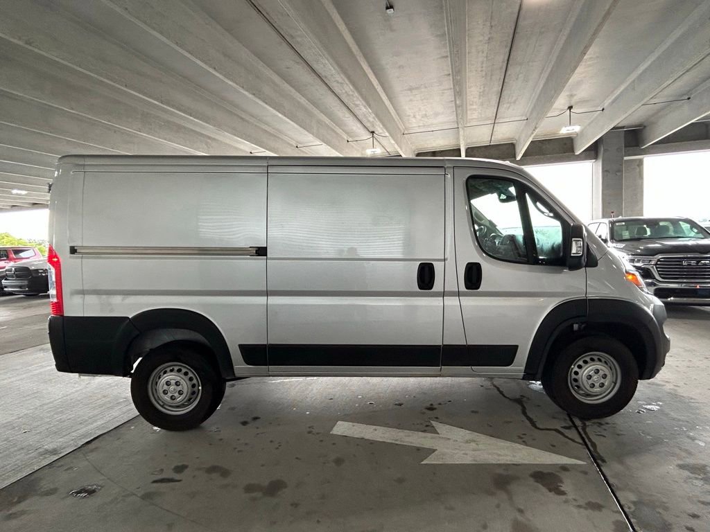 Used 2025 RAM ProMaster 2500 image 3