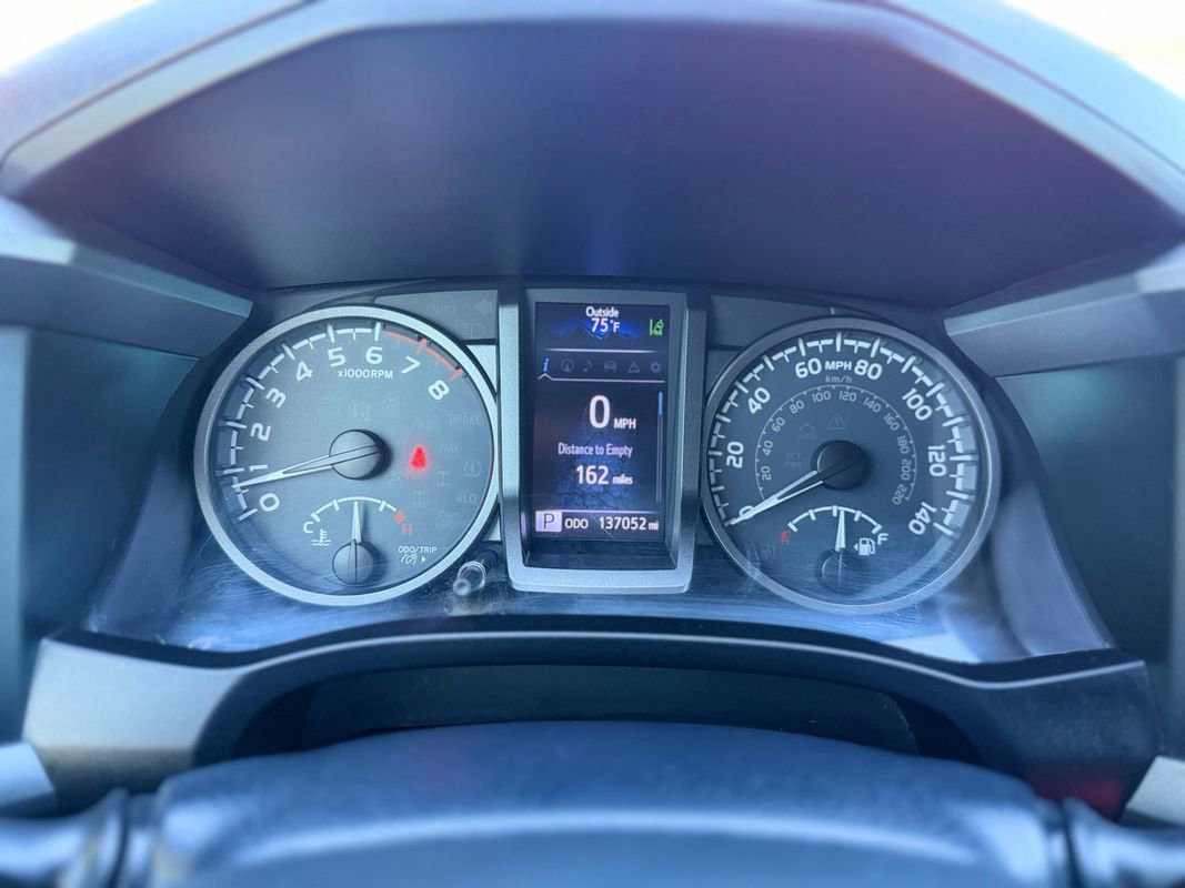 Used 2019 Toyota Tacoma TRD Off-Road image 27