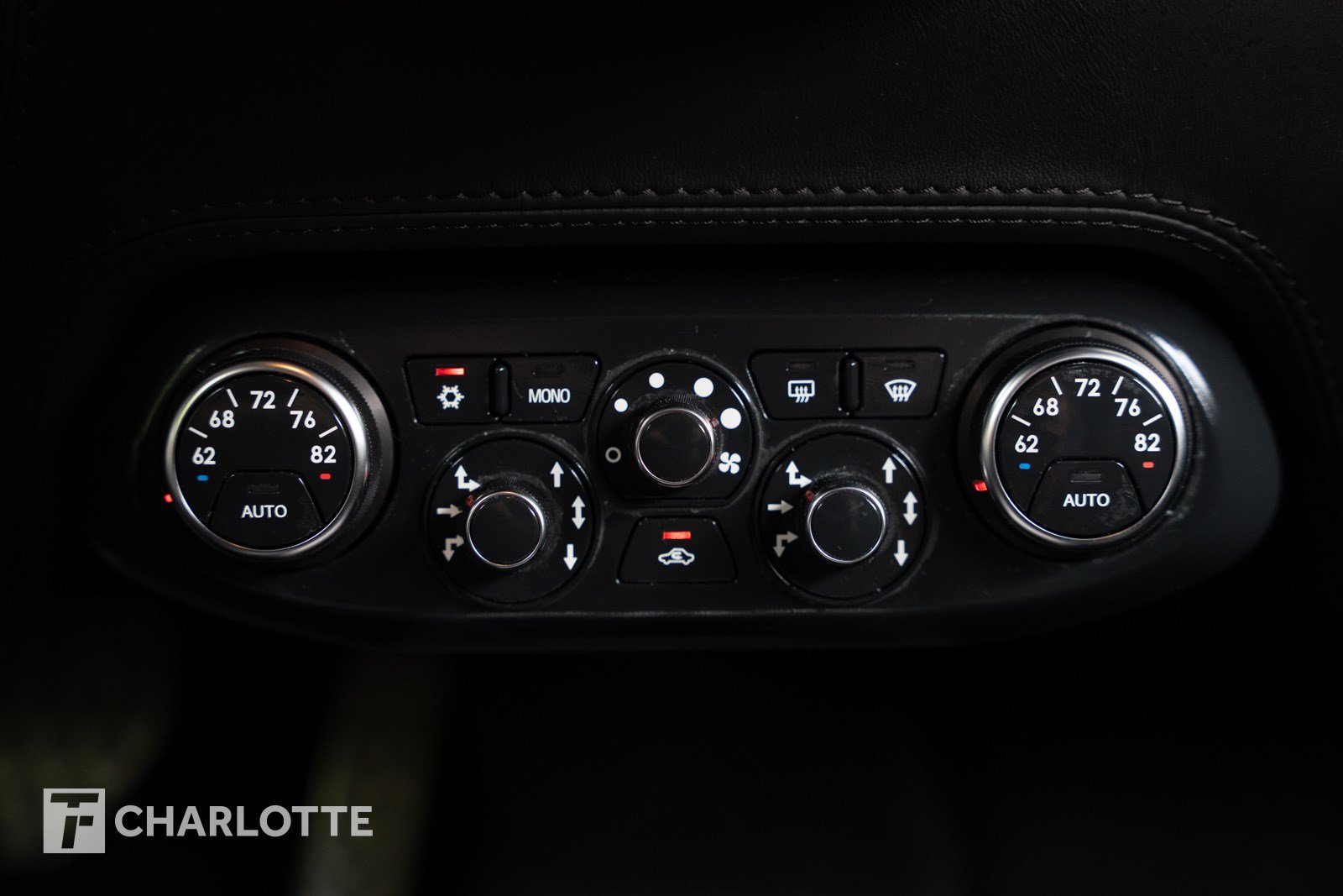 Used 2011 Ferrari 458 Italia Coupe RWD image 30