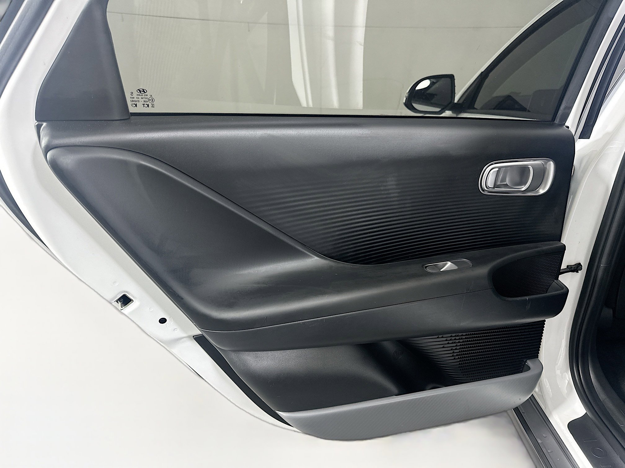 Used 2024 Hyundai Ioniq 6 SE image 27