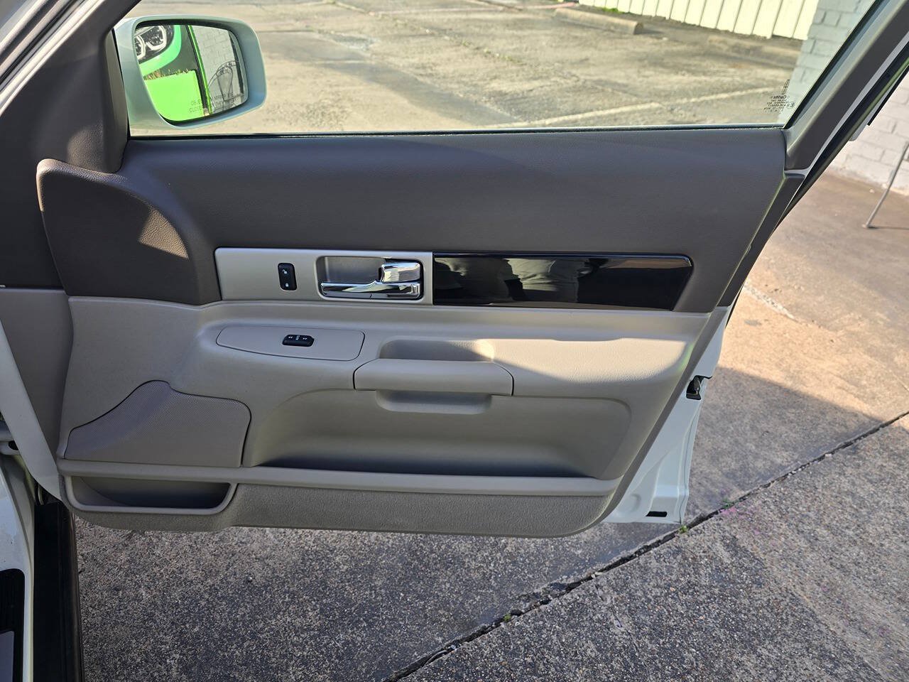 Used 2004 Lincoln LS RWD image 23
