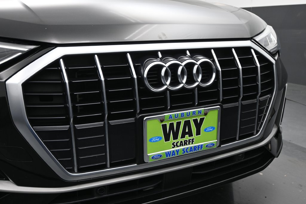 Used 2020 Audi Q3 2.0T Premium Plus w/ Premium Plus Package AWD/4WD image 5
