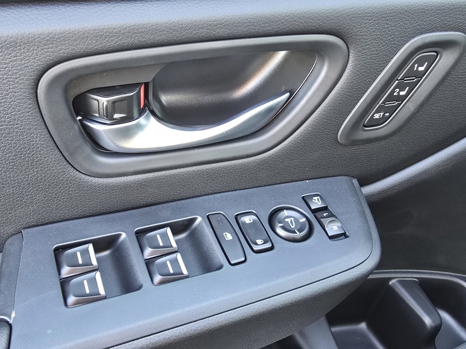 New 2025 Honda Pilot TrailSport image 29