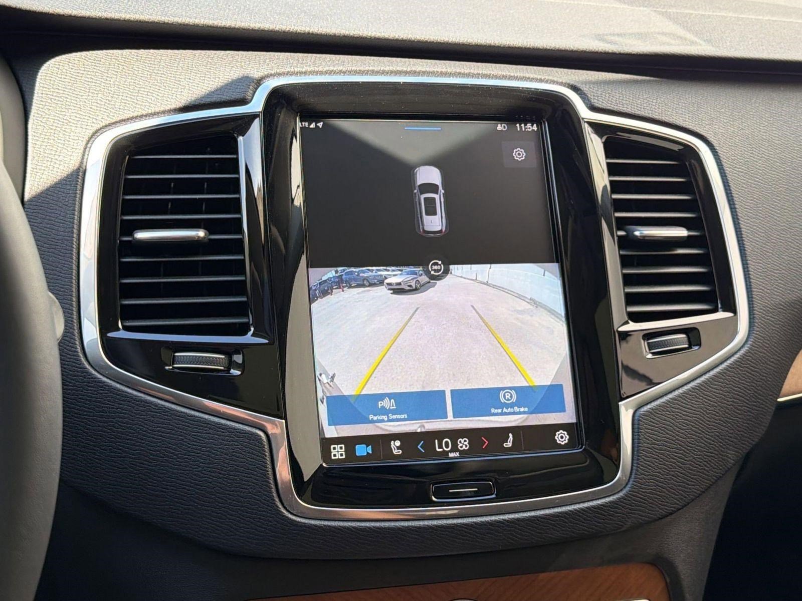 Certified 2023 Volvo XC90 B6 Plus w/ Protection Package Premier AWD/4WD image 24