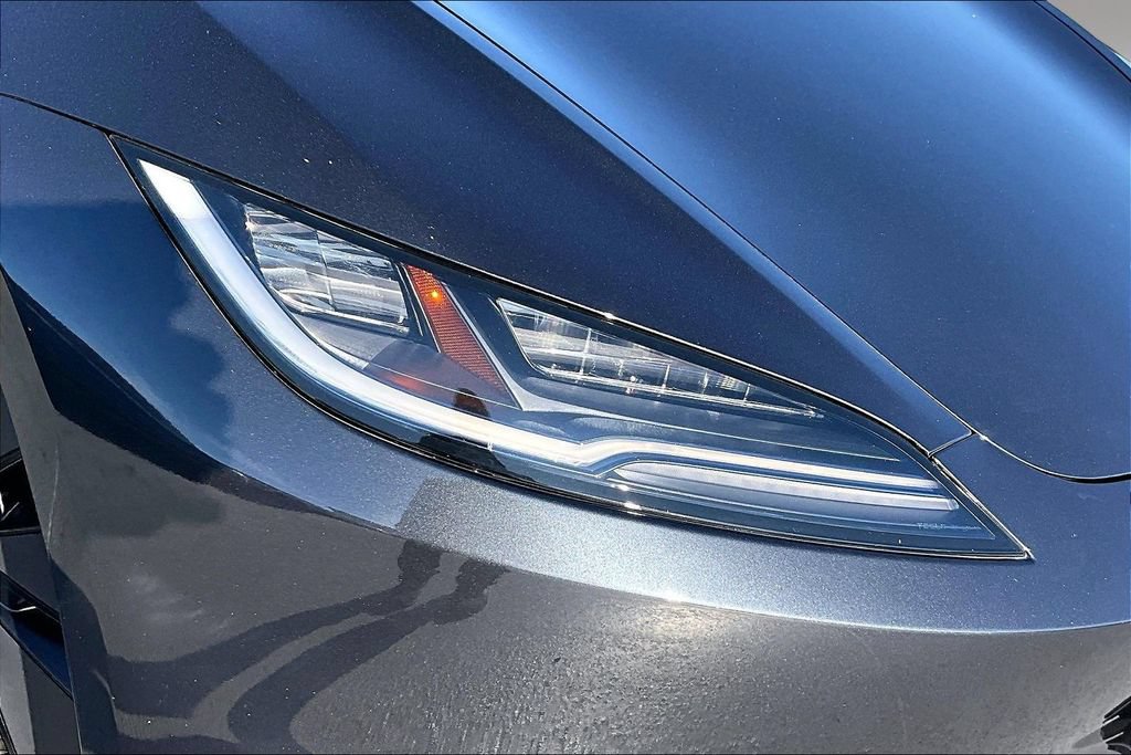 Used 2024 Tesla Model 3 Standard Range RWD image 30