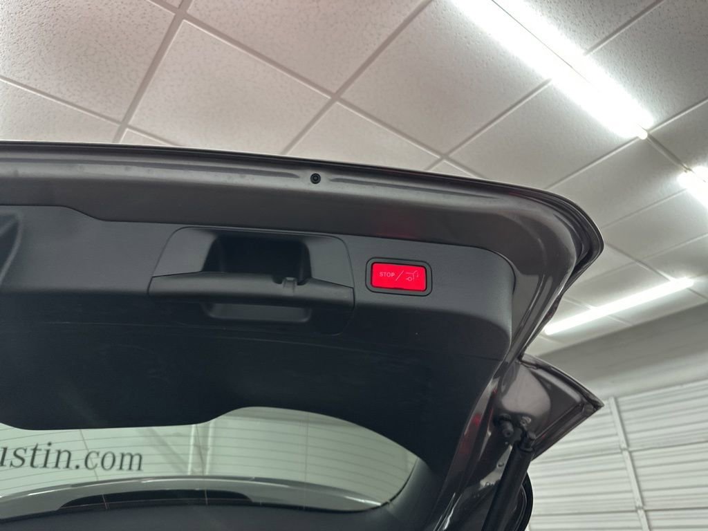 New 2026 Mercedes-Benz GLB 250 image 26