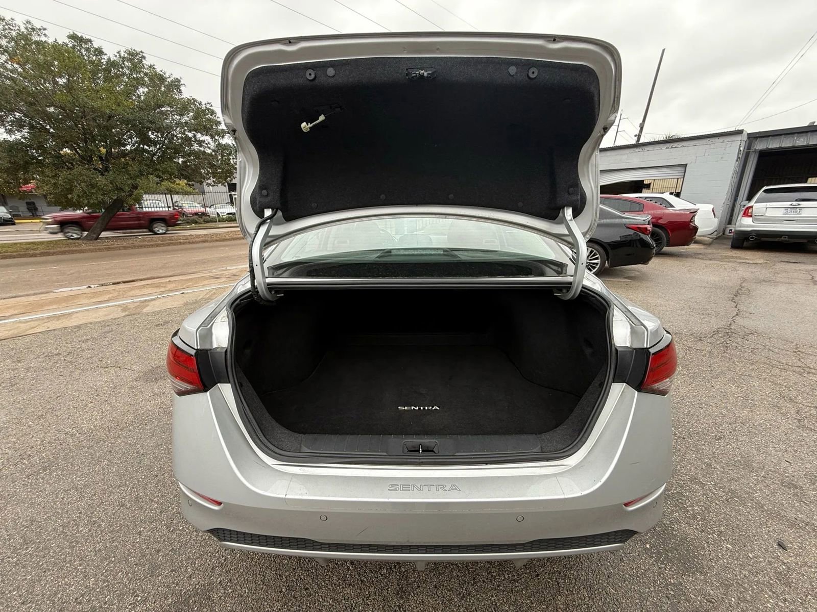 Used 2023 Nissan Sentra SV w/ All-Weather Package image 28