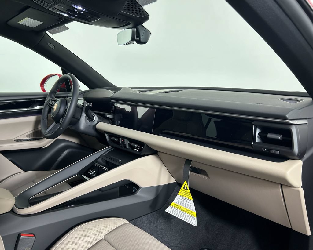 New 2026 Porsche Macan 4 Electric AWD/4WD image 21