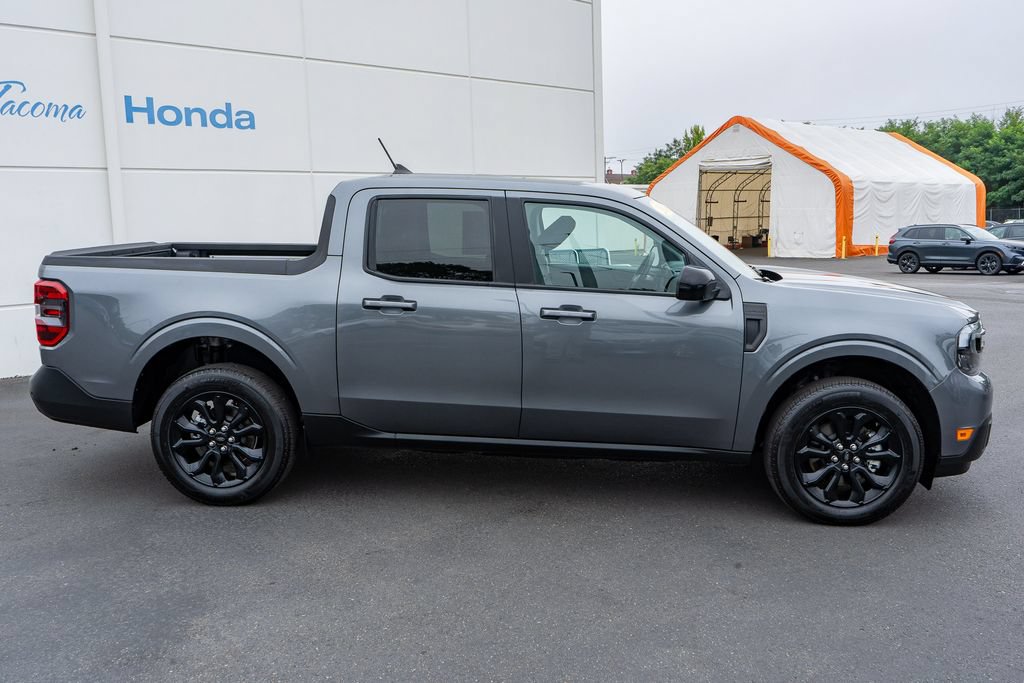 Used 2024 Ford Maverick Lariat w/ Black Appearance Package FWD image 17