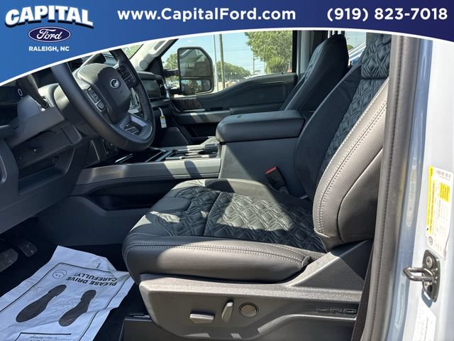 New 2026 Ford F250 Lariat w/ Black Appearance Package AWD/4WD image 19