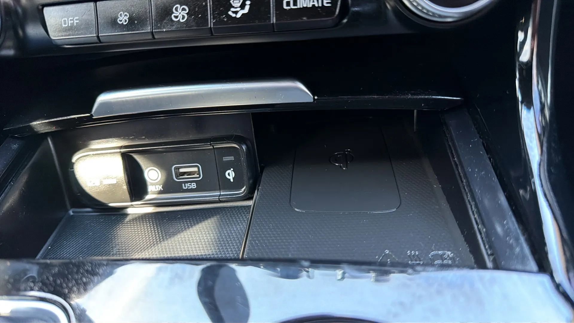 Used 2021 Kia Stinger GT-Line AWD/4WD image 19