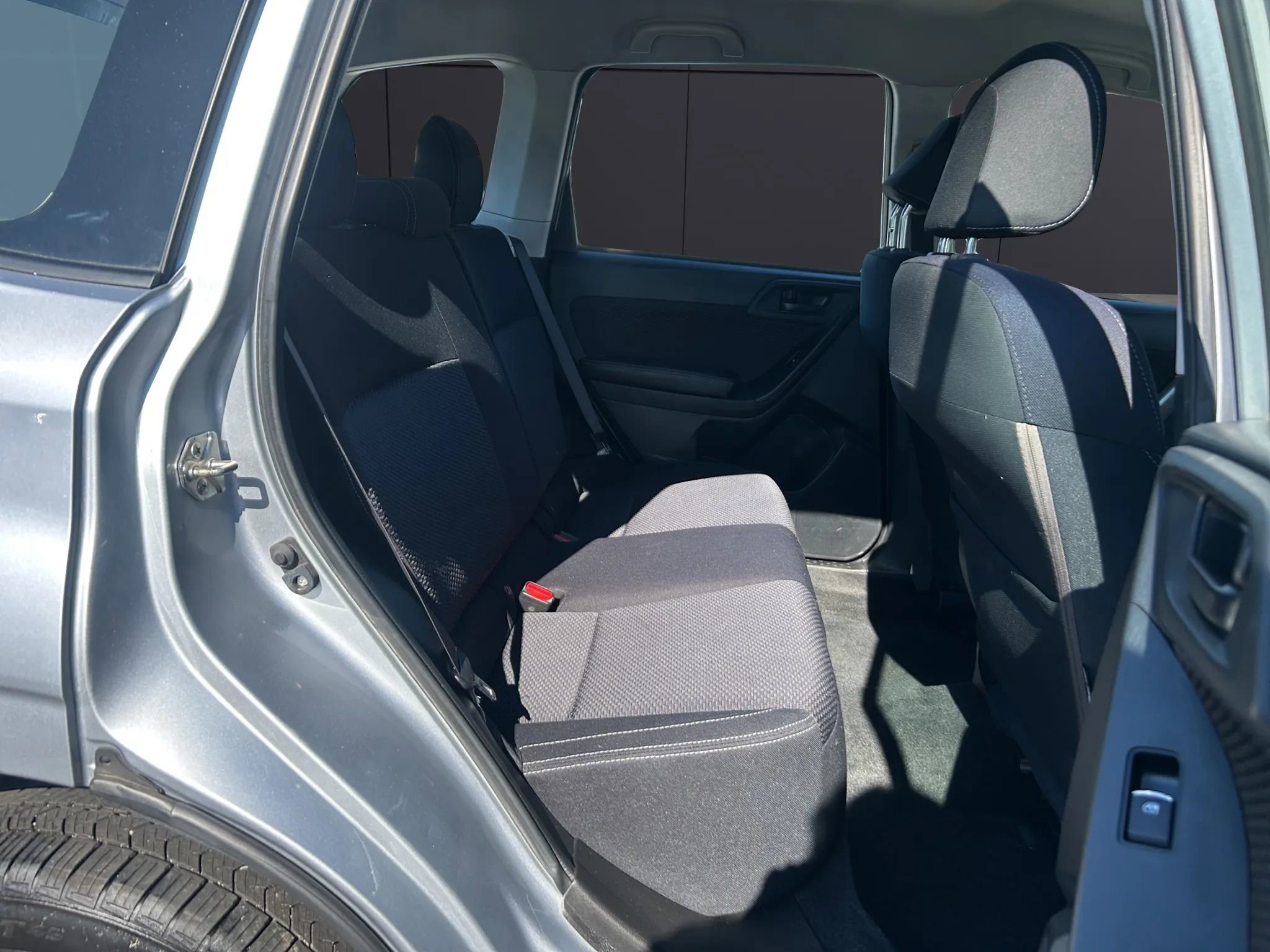 Used 2018 Subaru Forester 2.5i w/ Alloy Wheel Package image 16