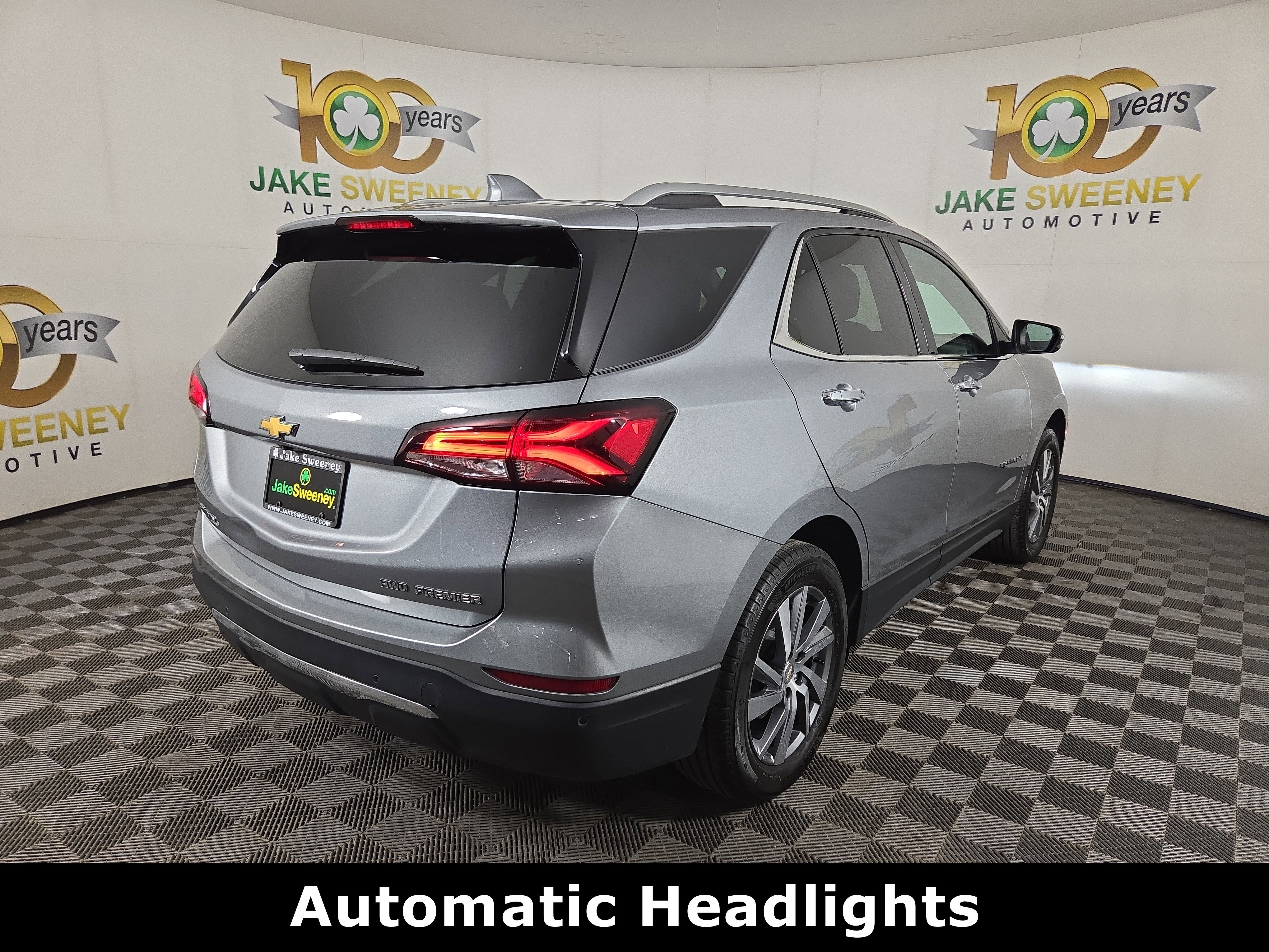 Used 2023 Chevrolet Equinox Premier image 10