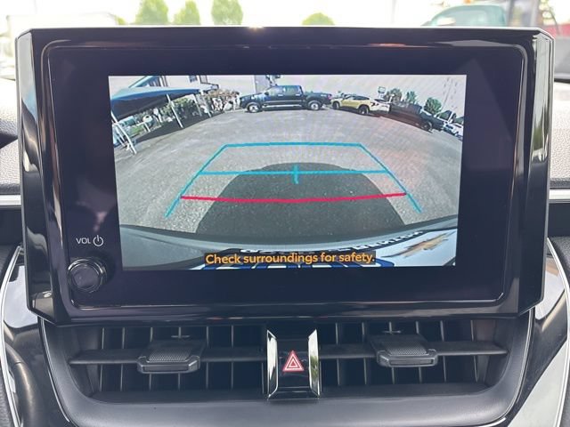 Used 2025 Toyota Corolla Cross LE AWD/4WD image 22