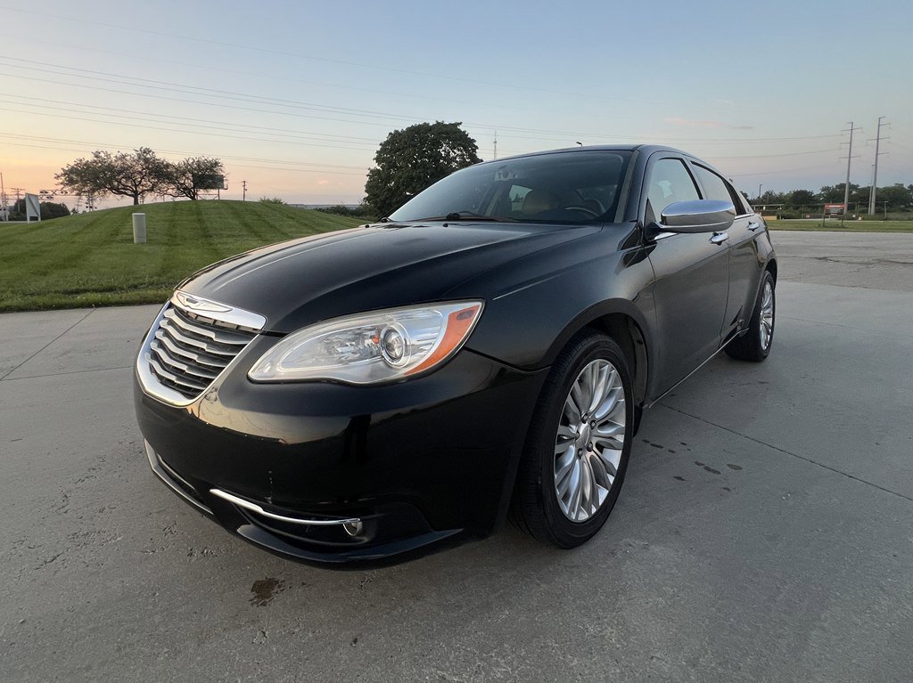 Used 2012 Chrysler 200 Limited