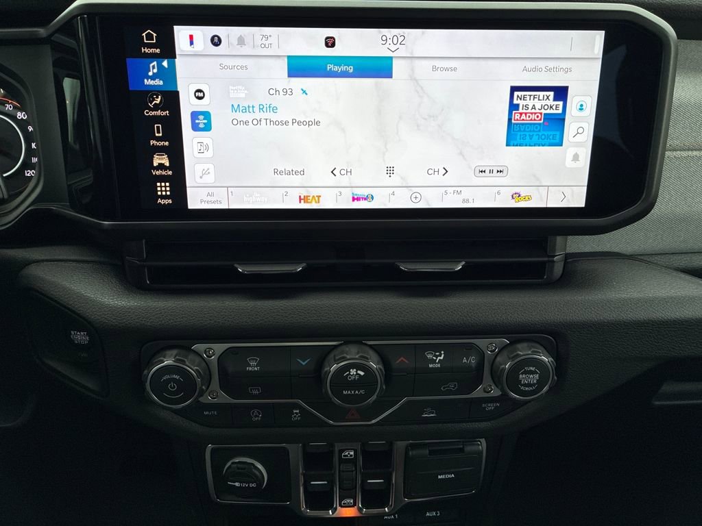 New 2026 Jeep Gladiator Sport image 19