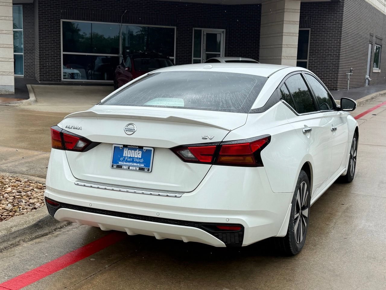 Used 2021 Nissan Altima 2.5 SV FWD image 5