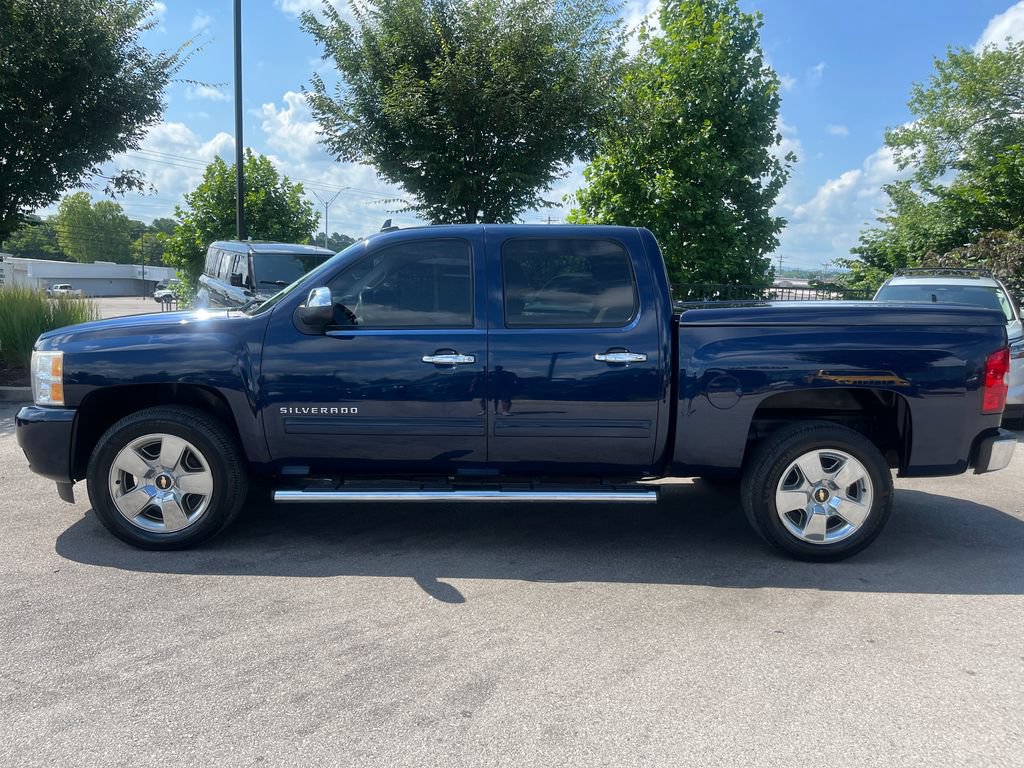 Used 2011 Chevrolet Silverado 1500 LTZ w/ Max Trailering Pack AWD/4WD video 4