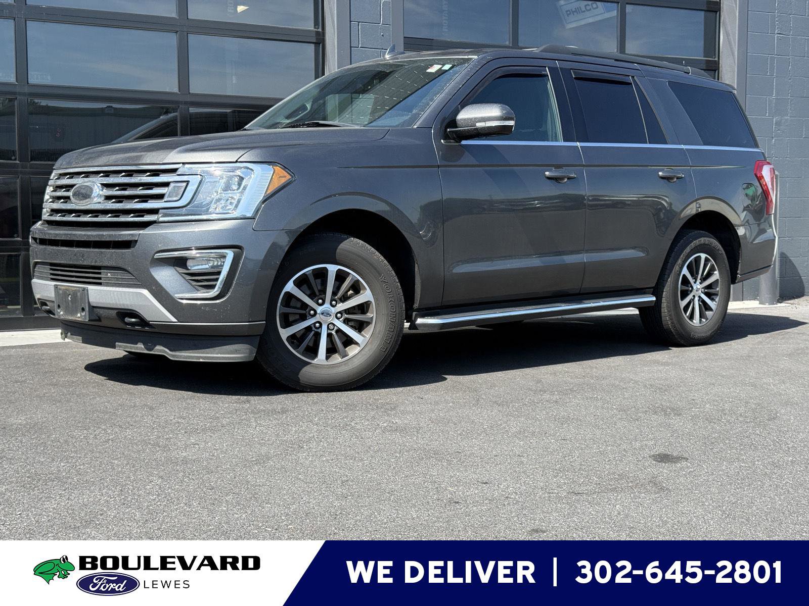 Used 2019 Ford Expedition XLT w/ Equipment Group 202A AWD/4WD image 1