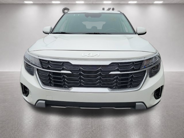 Used 2026 Kia Seltos LX FWD image 8