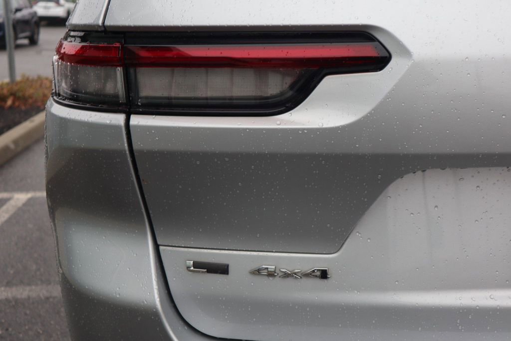 Used 2022 Jeep Grand Cherokee L Limited image 33