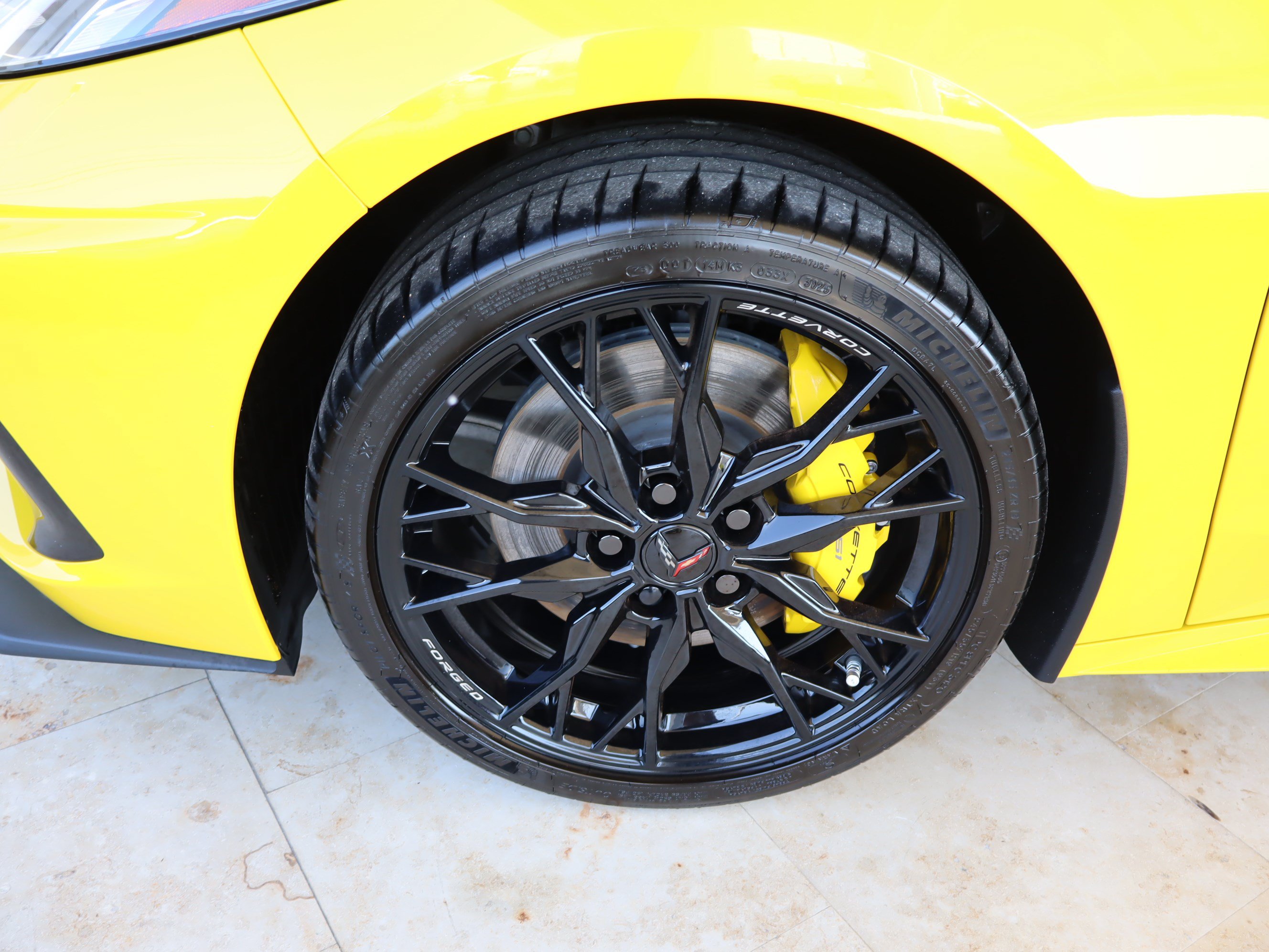 Used 2026 Chevrolet Corvette Stingray Premium Conv w/ Z51 Performance Package RWD image 37
