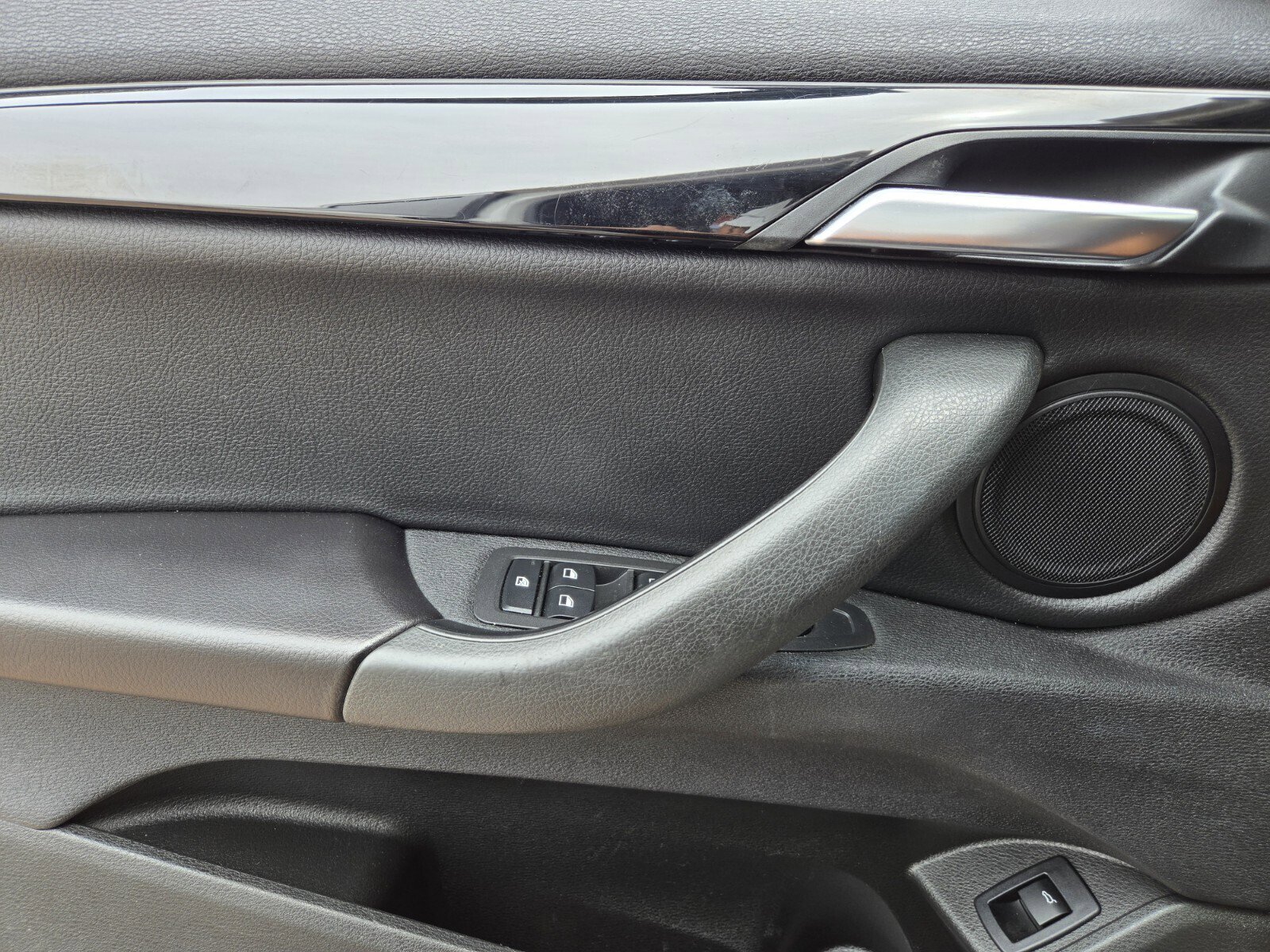 Used 2018 BMW X2 sDrive28i image 15