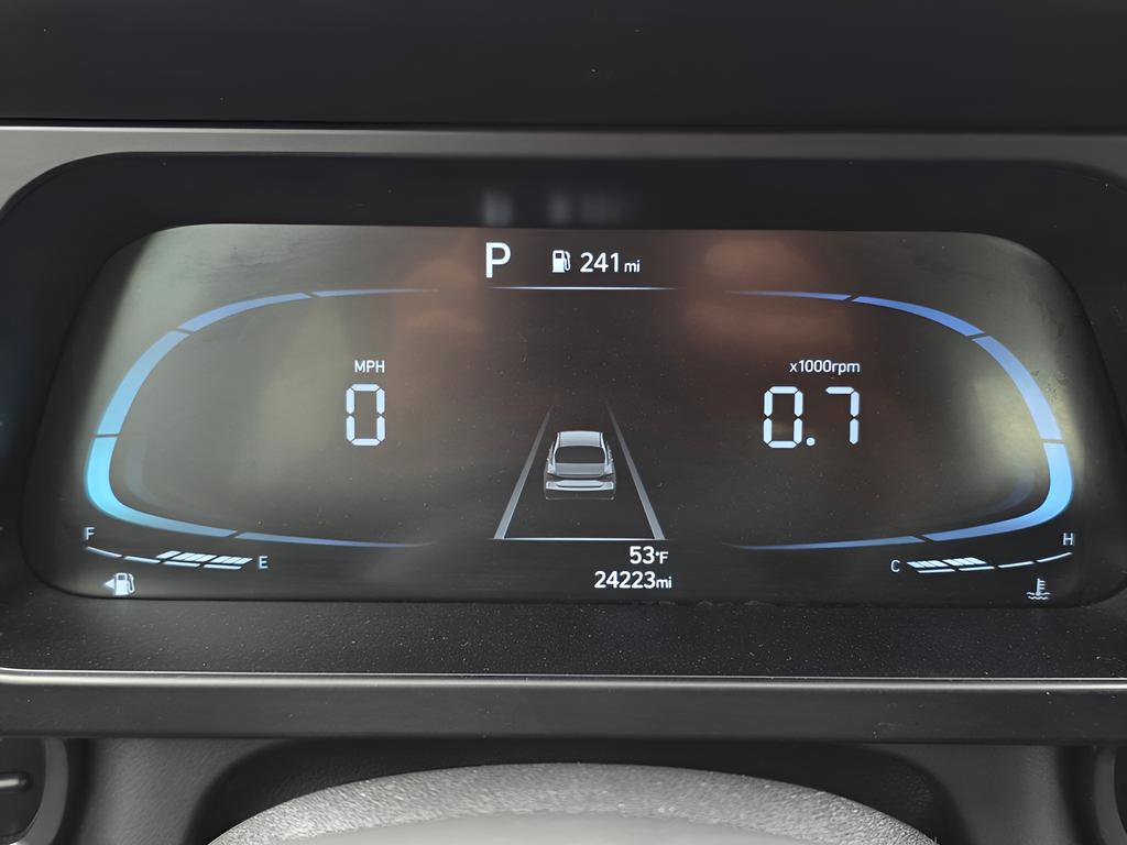 Certified 2025 Hyundai Elantra Sport FWD image 25