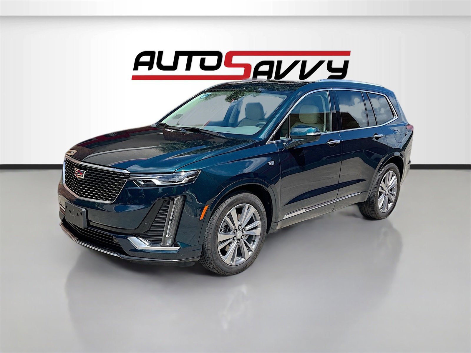 Used 2024 Cadillac XT6 Premium Luxury image 3