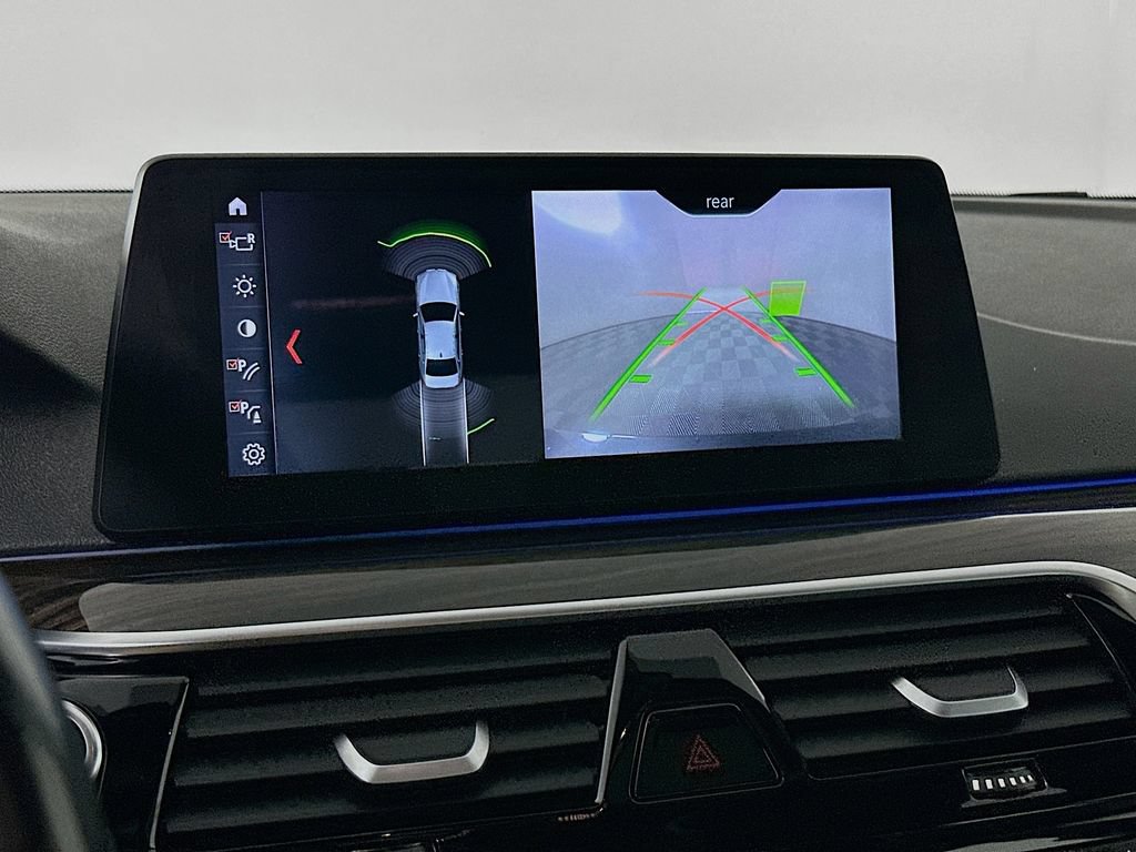 Used 2018 BMW 530e xDrive AWD/4WD image 18