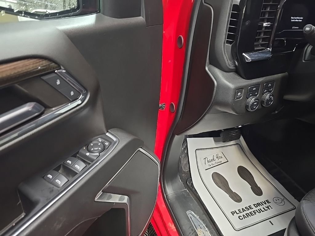 Used 2024 Chevrolet Silverado 1500 LT image 27