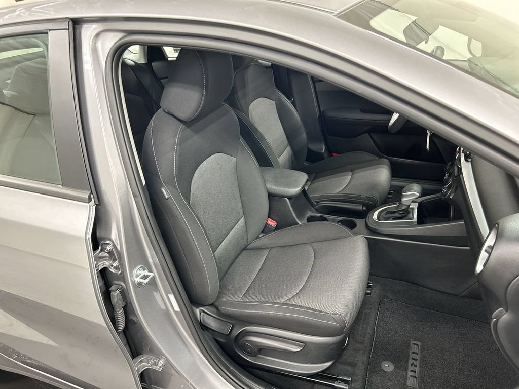 Certified 2023 Kia Forte LXS w/ LXS Technology Package FWD image 22