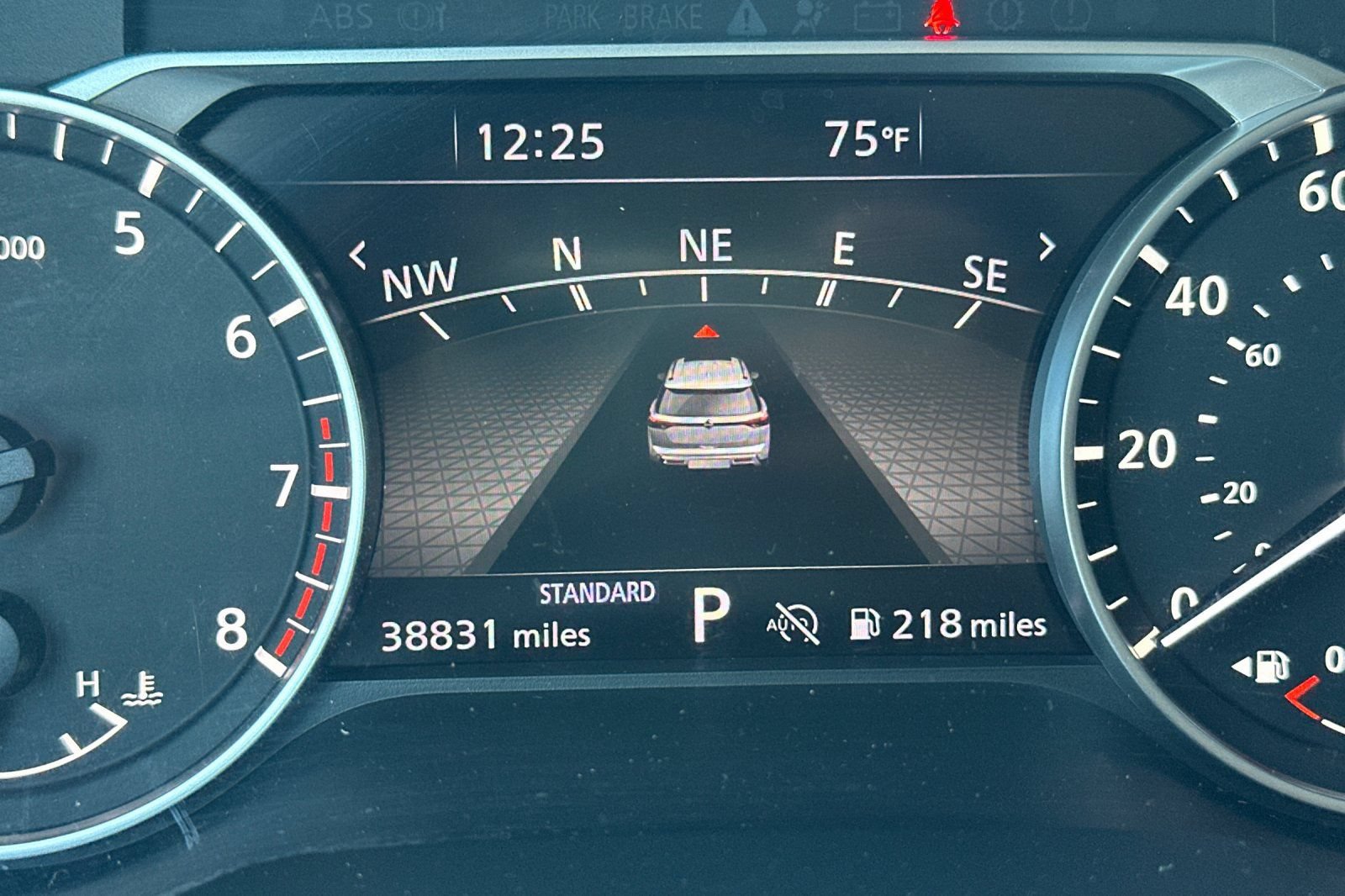 Certified 2025 Nissan Pathfinder SL FWD image 32