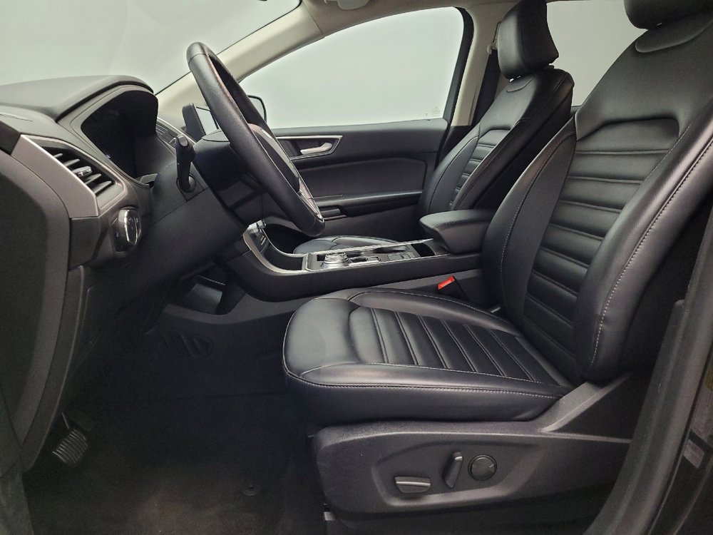 Used 2024 Ford Edge SEL image 17