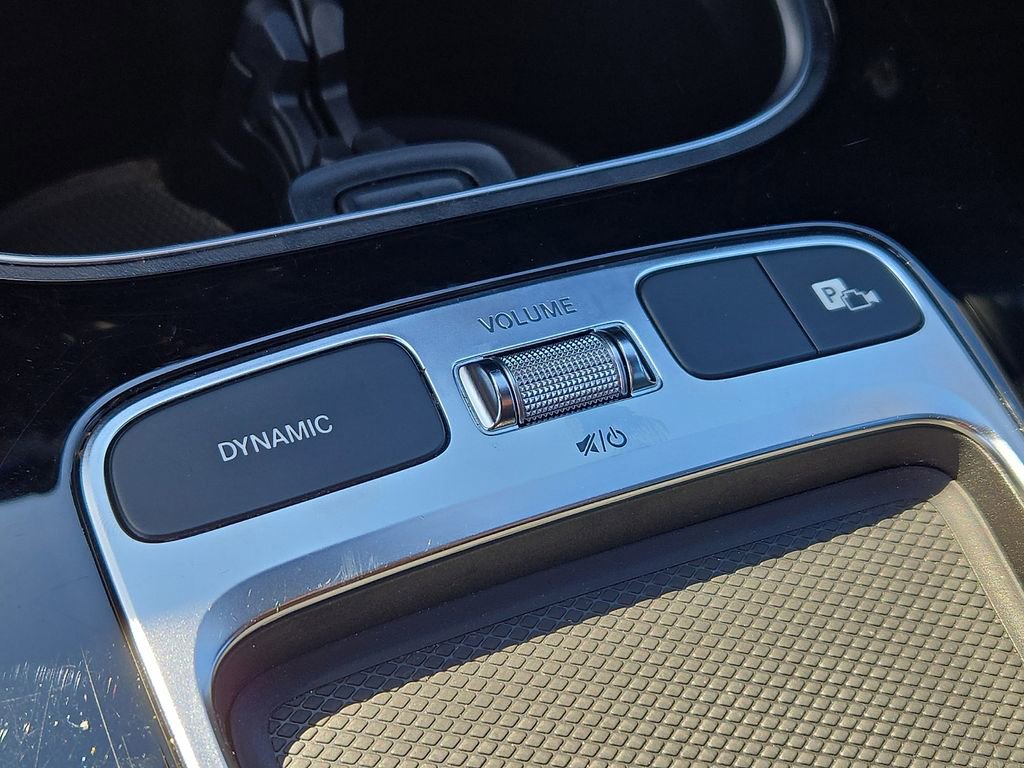 Used 2025 Mercedes-Benz CLA 250 4MATIC image 23