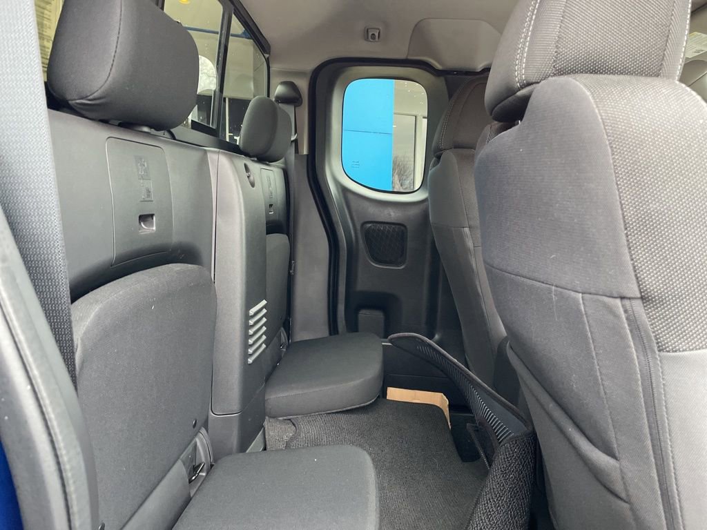 Used 2024 Nissan Frontier SV w/ SV Convenience Package image 33