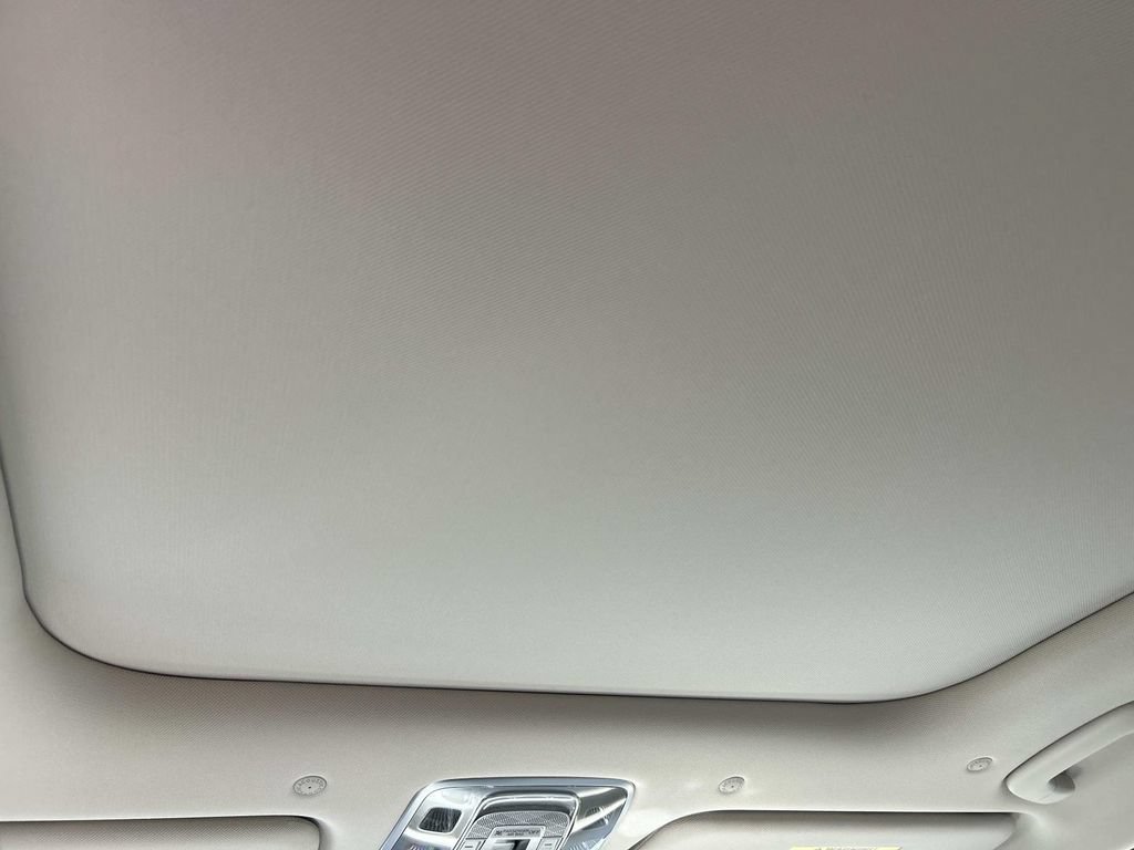 New 2027 Genesis GV70 2.5T Advanced AWD/4WD image 27