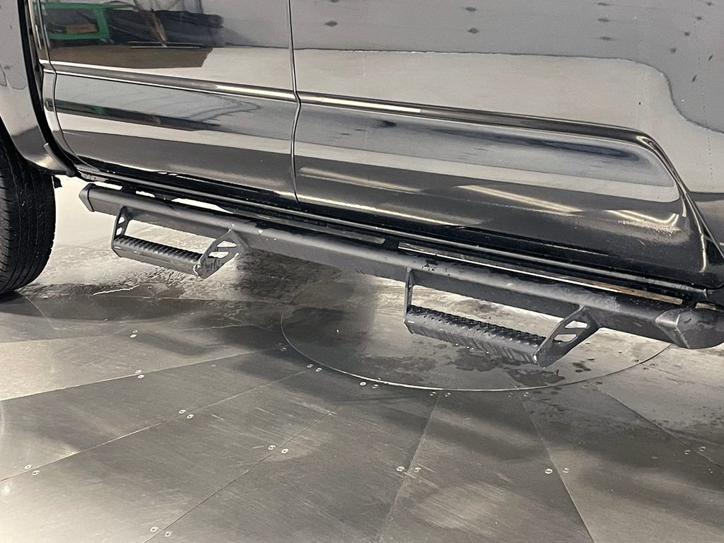 Used 2022 Toyota Tacoma SR image 11