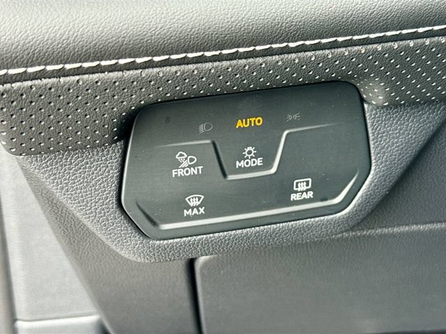 Used 2026 Volkswagen Atlas SE AWD/4WD image 14