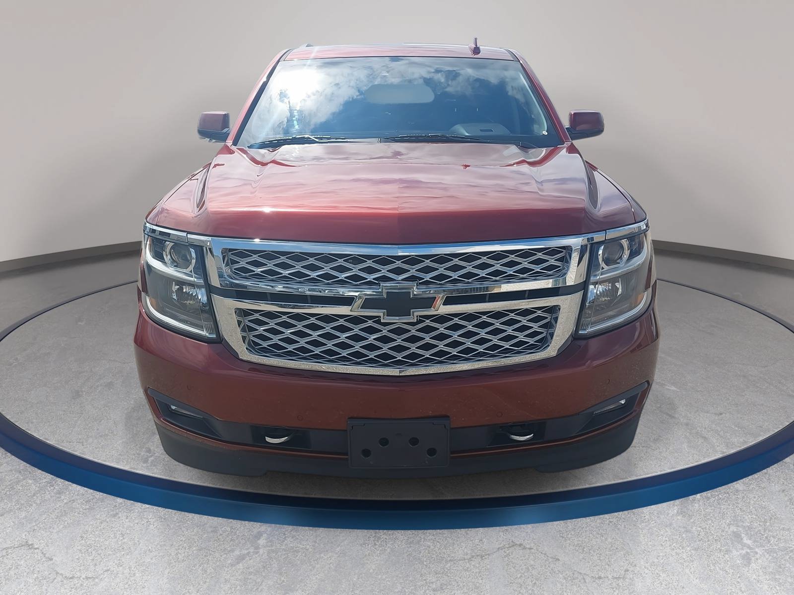 Used 2018 Chevrolet Tahoe LT w/ LT Signature Package AWD/4WD image 2